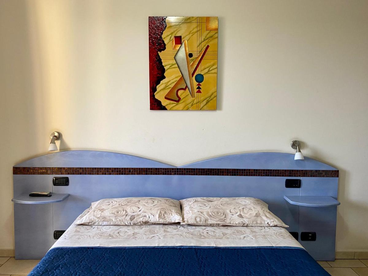 Il Fenicottero B&B Quartu SantʼElena Eksteriør bilde