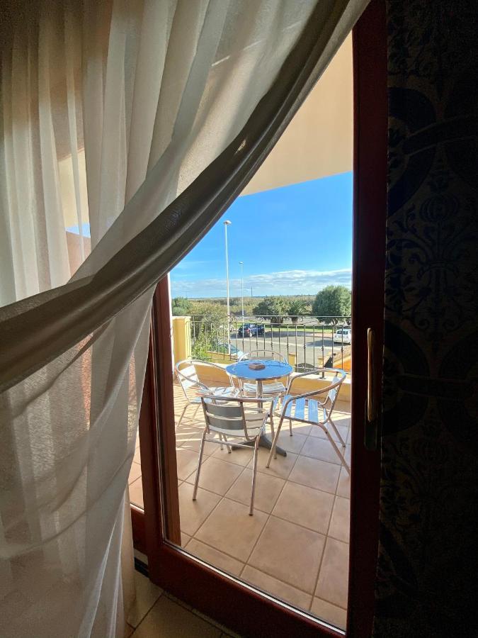 Il Fenicottero B&B Quartu SantʼElena Eksteriør bilde